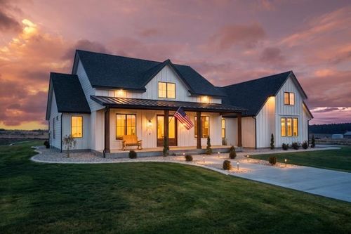 23070 W Mcfarlane Rd, Medical Lake, WA, 99022 | Card Image