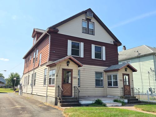 21 Oakwood St, East Hartford, CT, 06108-2335 | Card Image