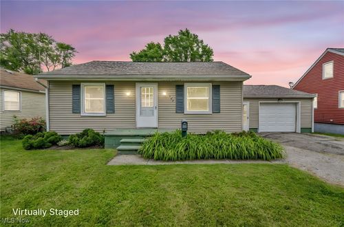 1002 Owego St, Painesville, OH, 44077-4250 | Card Image