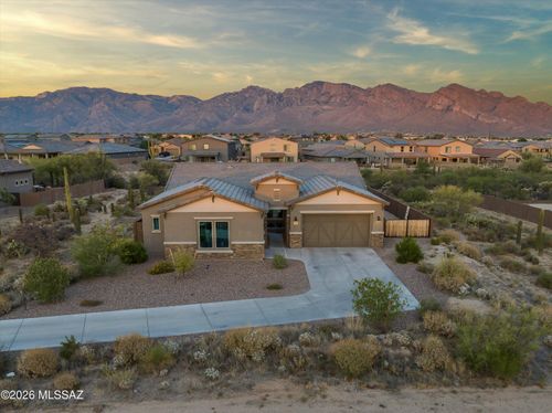 2395 W Rubicon Sky Pl, Oro Valley, AZ, 85742-7910 | Card Image