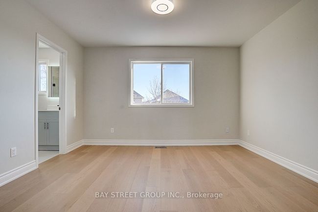 7 Debonair St, House attached with 4 bedrooms, 4 bathrooms and 2 parking in Richmond Hill ON | Image 16