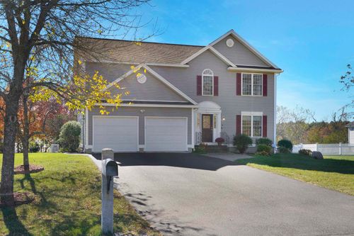 16 Summit Rd, Bedford, NH, 03110-5659 | Card Image