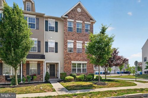 97-l-3053 Davenport Way, PENNSBURG, PA, 18073-1286 | Card Image