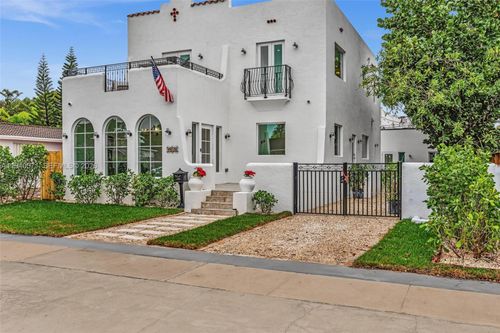 1636 Sw 9th St, MIAMI, FL, 33135-5224 | Card Image