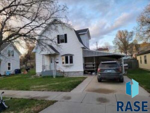 1108 W 3rd Ave, Mitchell, SD, 57301-2331 | Card Image