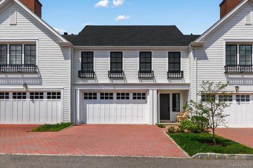 3 Jasmine Ln, Port Chester, NY, 10573-1333 | Card Image