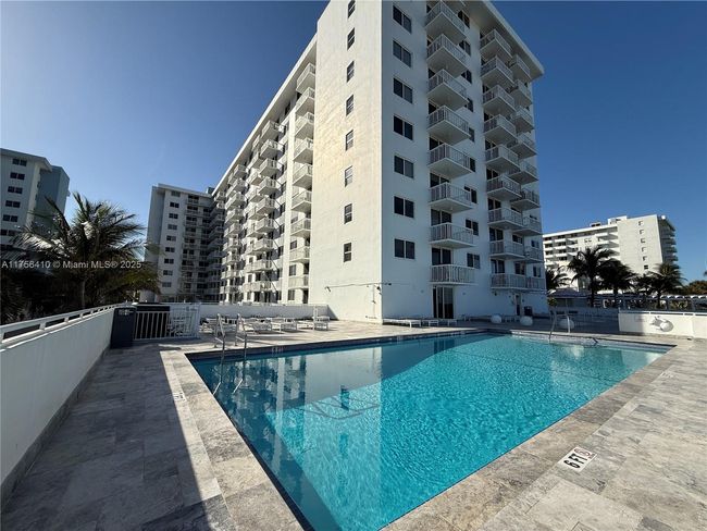 APT-707 - 401 Ocean Dr, Condo with 0 bedrooms, 1 bathrooms and null parking in Miami Beach FL | Image 31