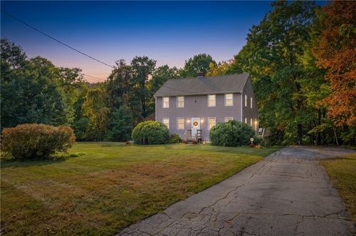510 Maureen Cir, Mapleville, RI, 02839-1136 | Card Image