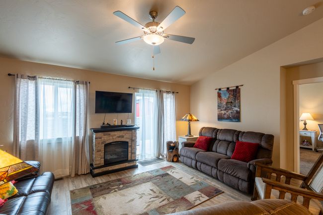 813 Foxglove Dr, Townhouse with 3 bedrooms, 2 bathrooms and null parking in Kalispell MT | Image 8