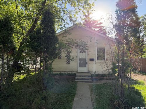 308 1st St E, Delisle, SK, S0L0P0 | Card Image