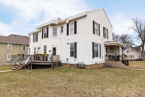 428 S Carroll Ave, Freeport, IL, 61032-5207 | Card Image