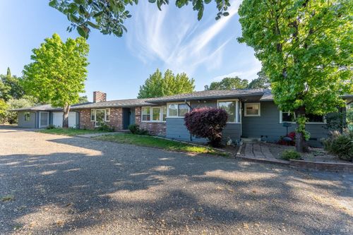 1851 Ridge Rd, Ukiah, CA, 95482-4111 | Card Image