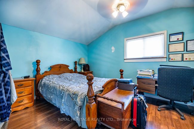 64 Cedar Grove Dr, House other with 3 bedrooms, 2 bathrooms and 5 parking in Caesarea ON | Image 11