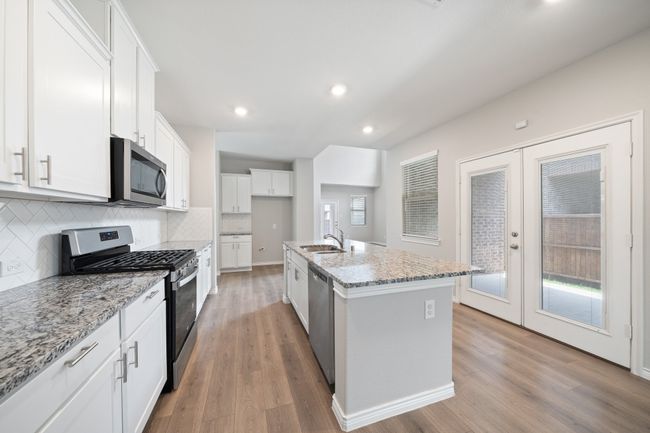 2618 Franklin Dr, House other with 4 bedrooms, 3 bathrooms and null parking in Celina TX | Image 10