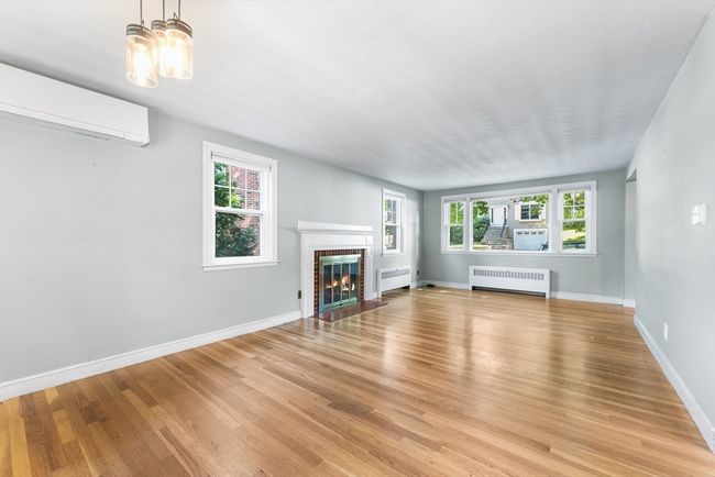 57 Upland Rd, House other with 3 bedrooms, 2 bathrooms and 4 parking in Waltham MA | Image 5