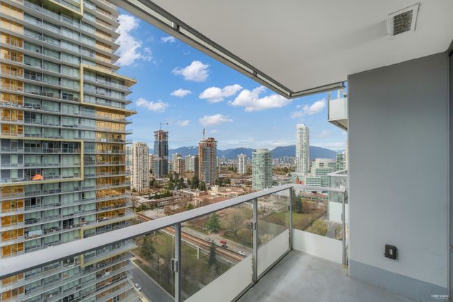 2207 - 6333 Silver Avenue, Condo with 2 bedrooms, 2 bathrooms and 1 parking in Burnaby BC | Image 26