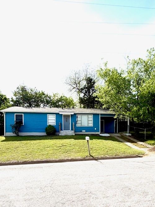 701 N Mirick Ave, Denison, TX, 75020-2443 | Card Image