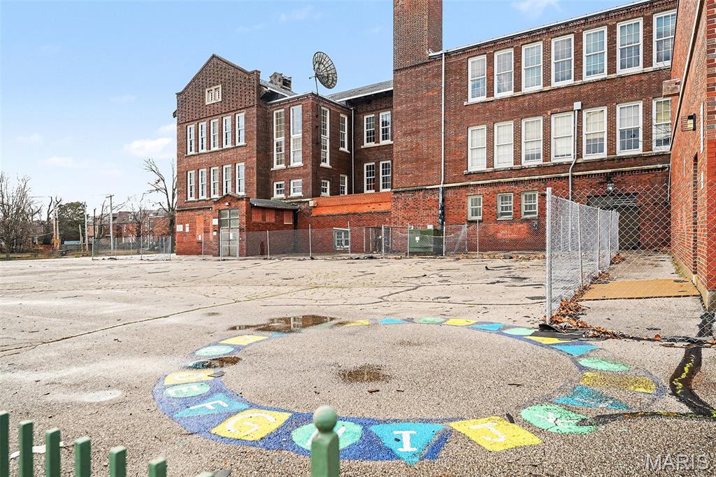 Commercial Sale in St Louis 5