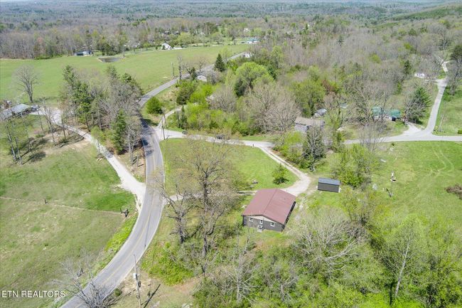 10587 Chestnut Hill Rd, Crab Orchard, TN | Image 30