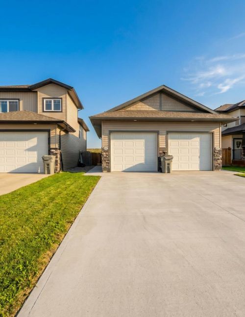 a-8634 88b Street, Grande Prairie, AB, T8X0P3 | Card Image