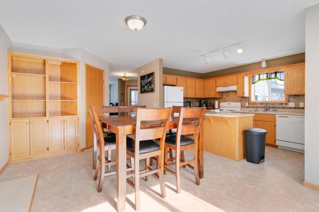 701 11 Th Ave Nw, House other with 3 bedrooms, 3 bathrooms and null parking in Isanti MN | Image 7