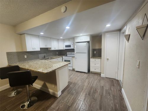 apt-120-4200 Nw 3rd Ct, Plantation, FL, 33317-2821 | Card Image