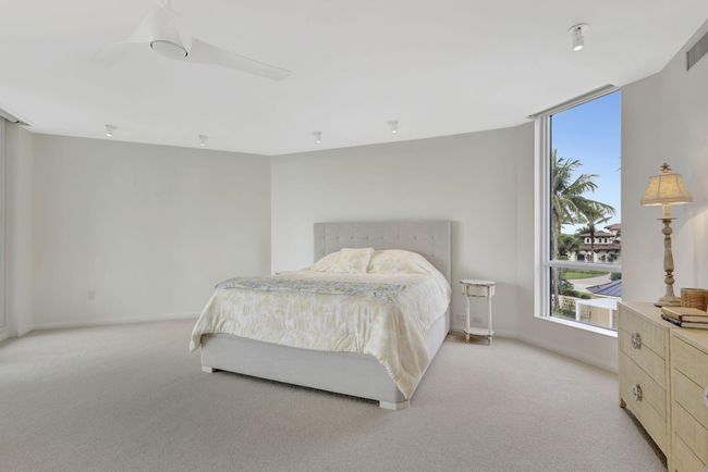 APT-240 - 2920 Se Dune Dr, Condo with 3 bedrooms, 3 bathrooms and null parking in Stuart FL | Image 24