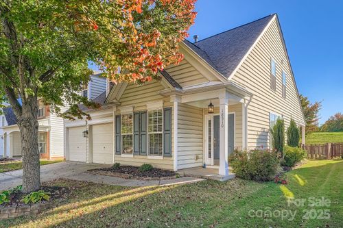 18510 Victoria Bay Dr, Cornelius, NC, 28031-5542 | Card Image
