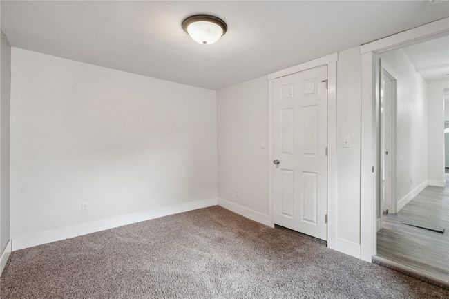 702 9 Th St Sw, Home with 0 bedrooms, 0 bathrooms and 3 parking in Cedar Rapids IA | Image 19