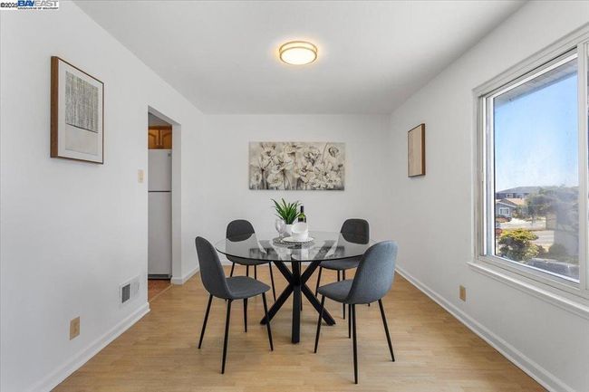 20 Martgate Street, House other with 3 bedrooms, 2 bathrooms and 2 parking in Daly City CA | Image 9