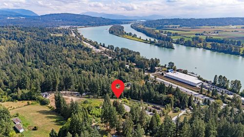27141 River Rd, Maple Ridge, BC, V2W1M4 | Card Image