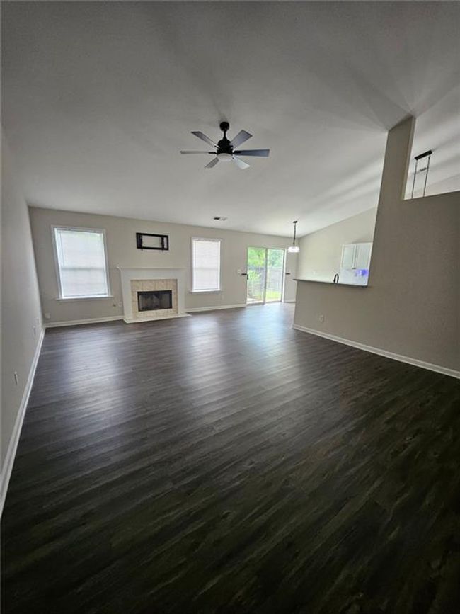 844 Langley View Ct, House other with 3 bedrooms, 5 bathrooms and 2 parking in Loganville GA | Image 4