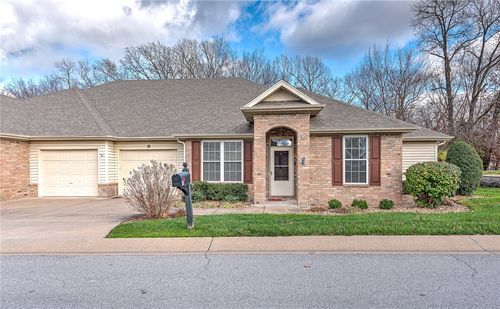 18 Highland Pkwy, Bella Vista, AR, 72715-2383 | Card Image