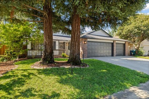 630 Mariah Dr, Yuba City, CA, 95991-7567 | Card Image