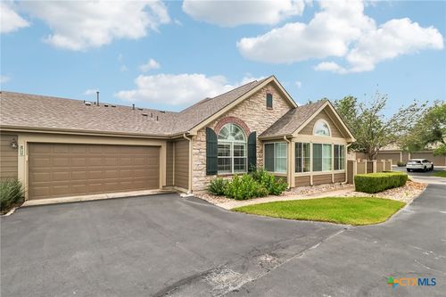 41-30 Wildwood Dr, Georgetown, TX, 78633-5328 | Card Image