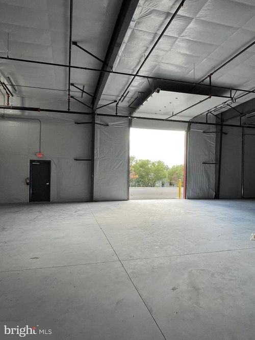 units-6-5-andamp4-331 Aviation Way, FREDERICK, MD, 21701 | Card Image