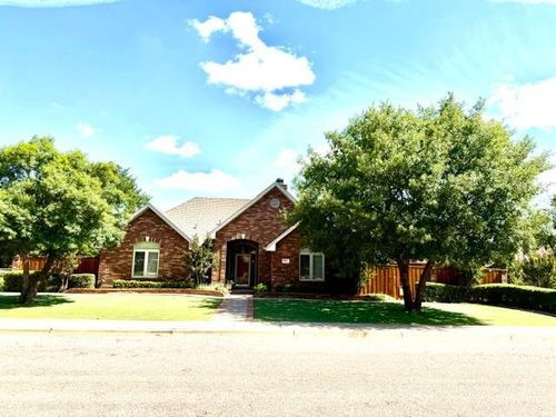 913 W 9th St, Idalou, TX, 79329-4209 | Card Image