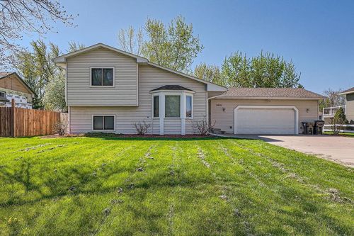 2970 121st Ave Nw, Coon Rapids, MN, 55433-1719 | Card Image