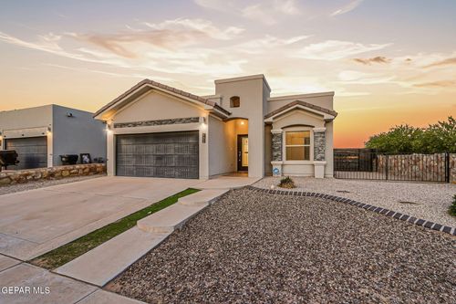 932 Penrith St, Horizon City, TX, 79928-2241 | Card Image