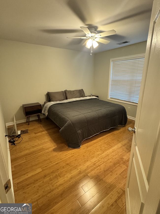 374 Persimmon Dr, House other with 5 bedrooms, 3 bathrooms and 8 parking in Sharpsburg GA | Image 27
