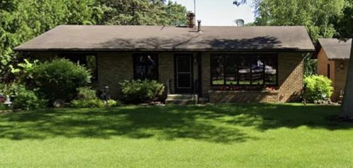 655 Callahan Pl, Mendota Heights, MN, 55118-4337 | Card Image