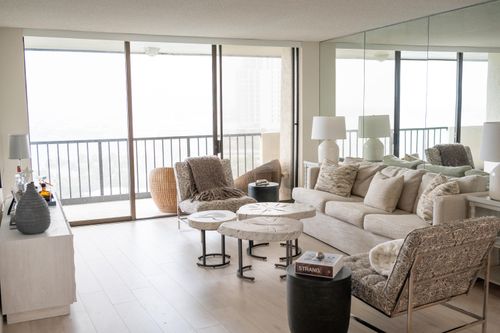 1406-5200 N Flagler Dr, West Palm Beach, FL, 33407-2755 | Card Image