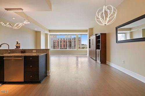 apt-604-400 W North St, Raleigh, NC, 27603-1563 | Card Image