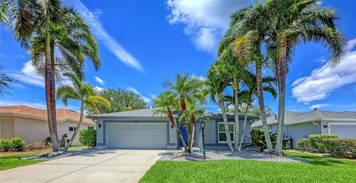 6730 W Country Club Ln, SARASOTA, FL, 34243-3876 | Card Image