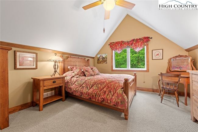 349 Belmont, House other with 4 bedrooms, 4 bathrooms and null parking in Boone NC | Image 36