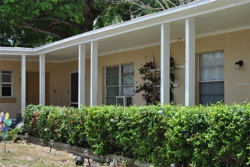 2-203 W Wall St, Frostproof, FL, 33843-2055 | Card Image