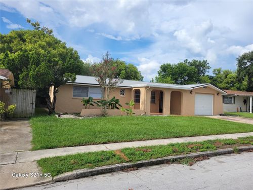 5620 Andrea Dr, HOLIDAY, FL, 34690-2303 | Card Image