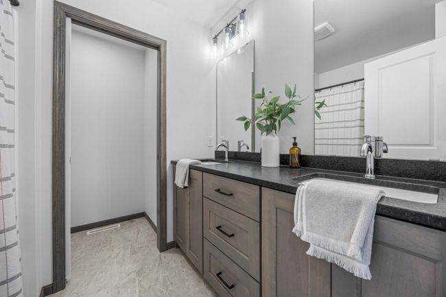 full bath- photo from previous model | Image 24