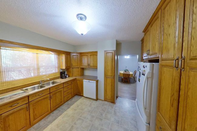 205023 10 0 Twp Rd, House other with 4 bedrooms, 3 bathrooms and null parking in Rural Lethbridge County AB | Image 29