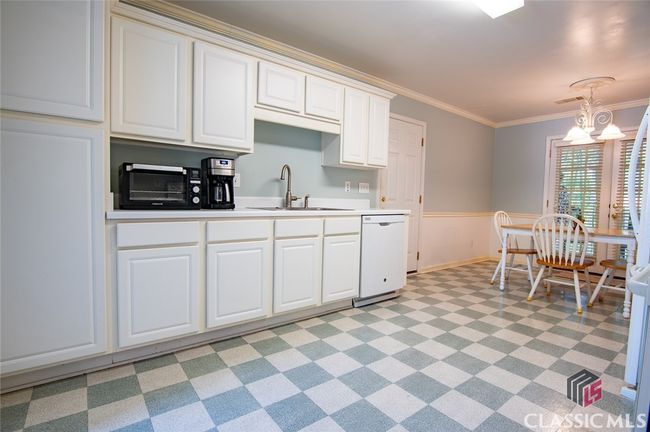 165 Spring Lake Dr, House other with 3 bedrooms, 2 bathrooms and 2 parking in Athens GA | Image 11